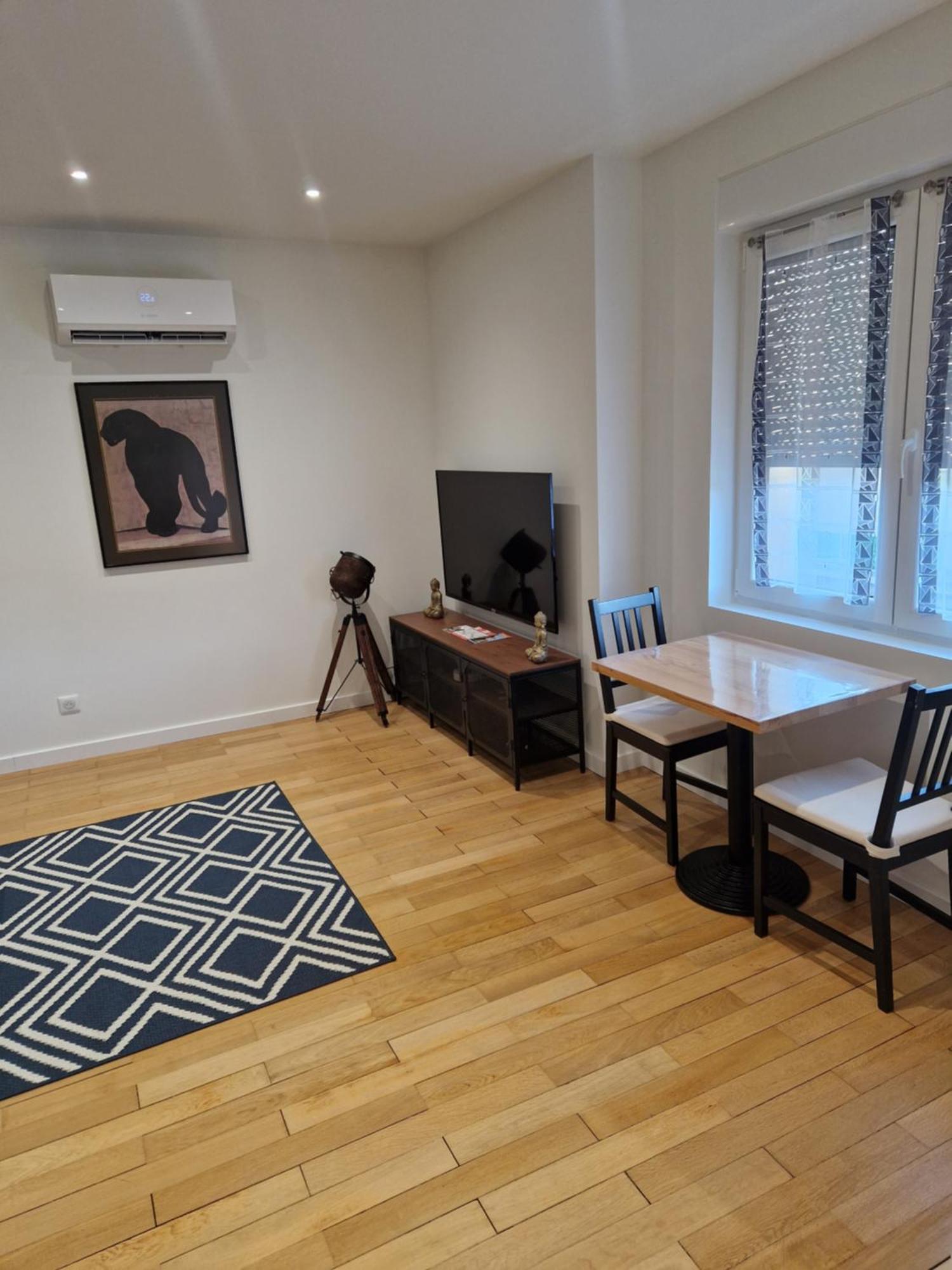 Appartement Cosy Neudorf Climatise Wifi 90M2 Strasbourg Bagian luar foto
